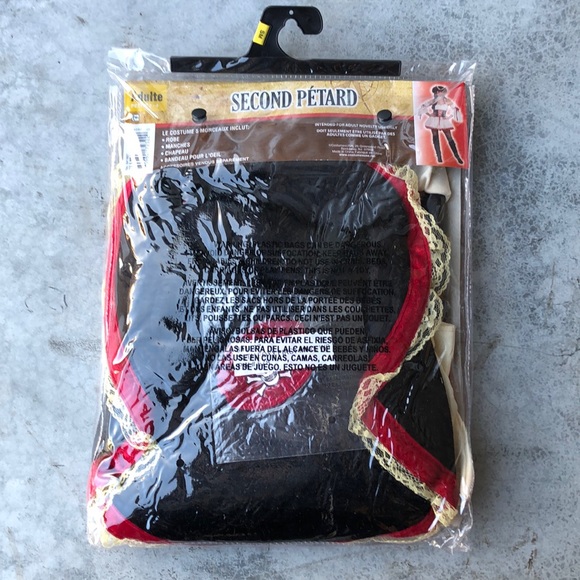 Foxy First Mate Adult Costume! New! - Picture 3 of 4